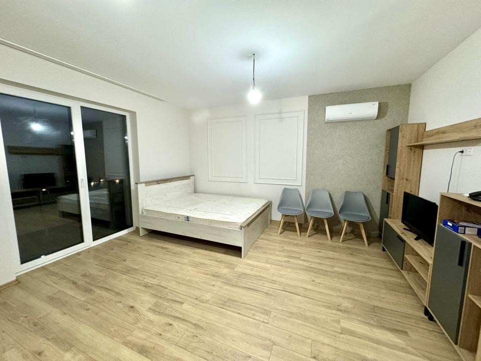 Apartament o camera, 30.5 mp utili, balcon, parcare inclusa - Giroc