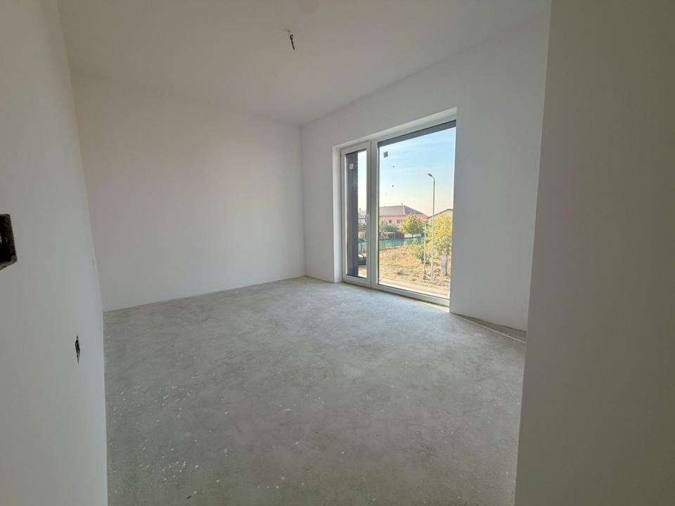 Duplex semicentral cu 4 camere - Dumbravita
