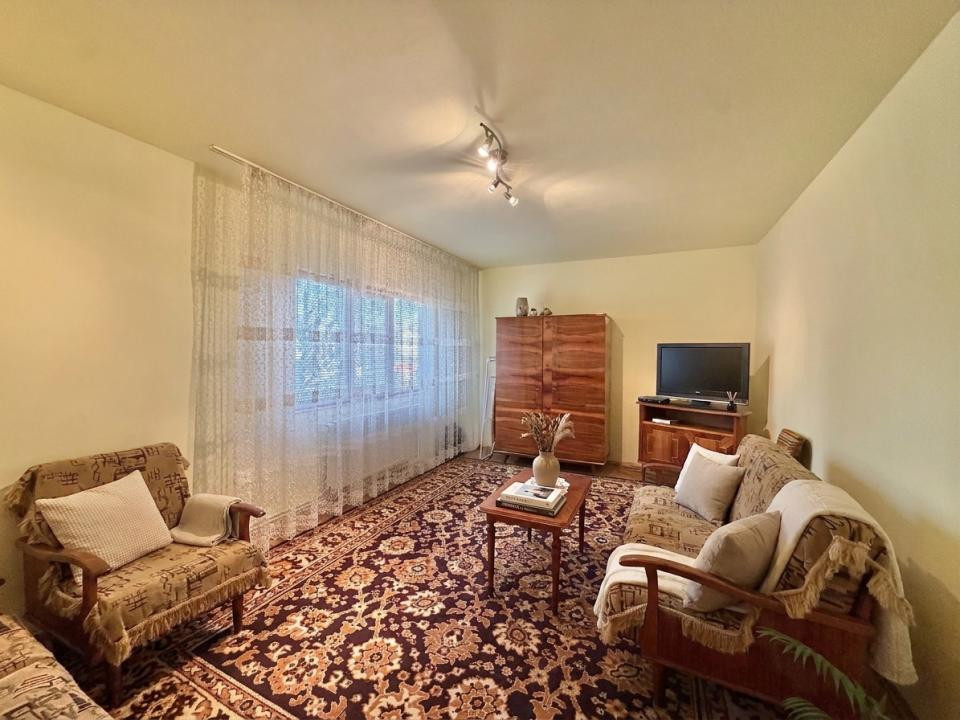 Apartament 2 camere, etaj 2, decomandat, 50mp, zona Aradului 