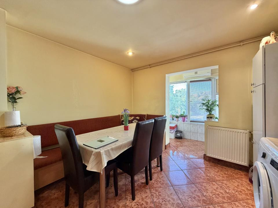 Apartament 2 camere, etaj 2, decomandat, 50mp, zona Aradului 