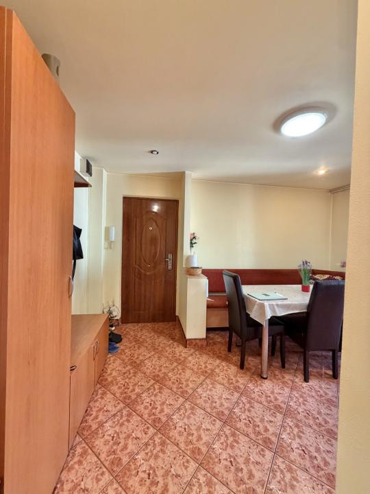 Apartament 2 camere, etaj 2, decomandat, 50mp, zona Aradului 
