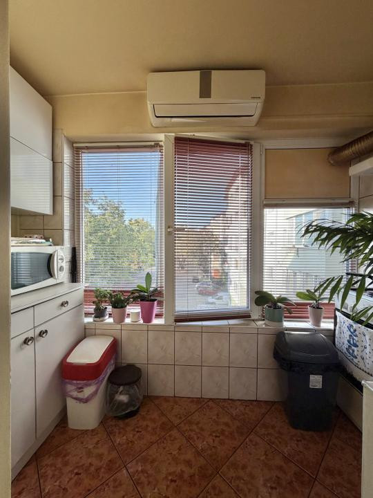 Apartament 2 camere, etaj 2, decomandat, 50mp, zona Aradului 