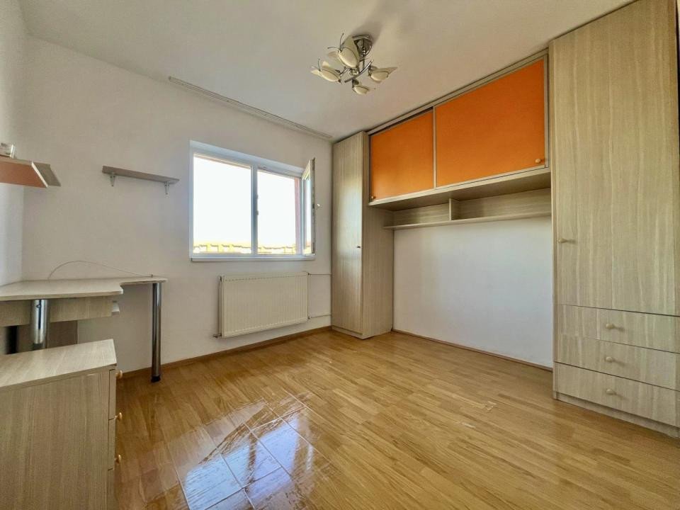  Apartament 2 camere, etaj 4, decomandat, 48 mp, zona Lipovei