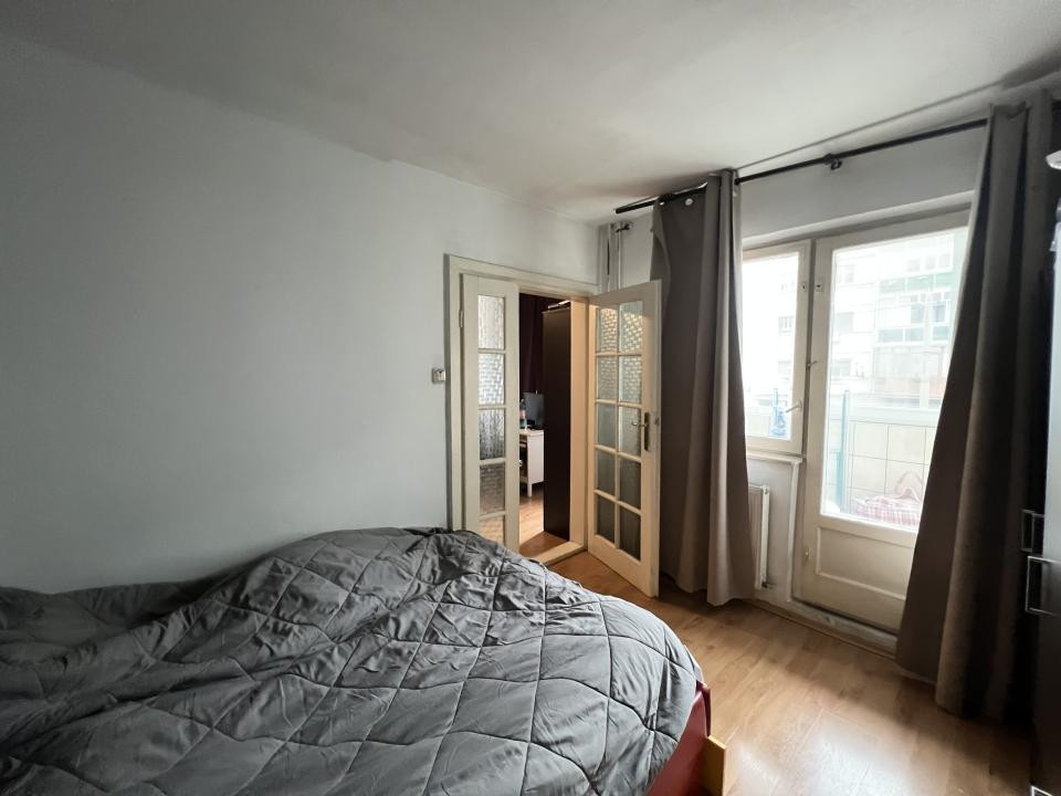 OCAZIE- Apartament 2 camere, etaj 1, 40 mp utili - Girocului