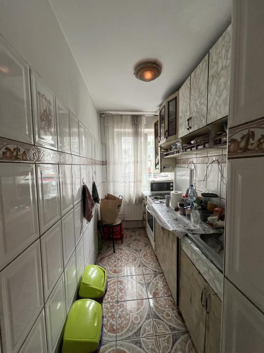 OCAZIE- Apartament 2 camere, etaj 1, 40 mp utili - Girocului