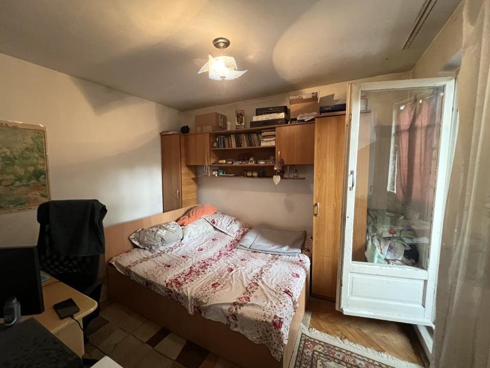Apartament cu 3 camere, 47 mp utili, etaj 2 - zona Girocului