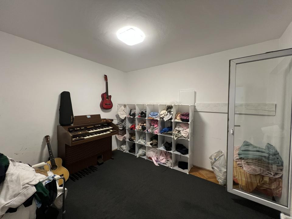 Apartament cu 3 camere, 47 mp utili, etaj 1 - zona Girocului