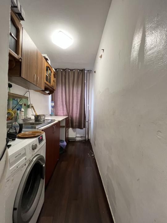 Apartament cu 3 camere, 47 mp utili, etaj 1 - zona Girocului