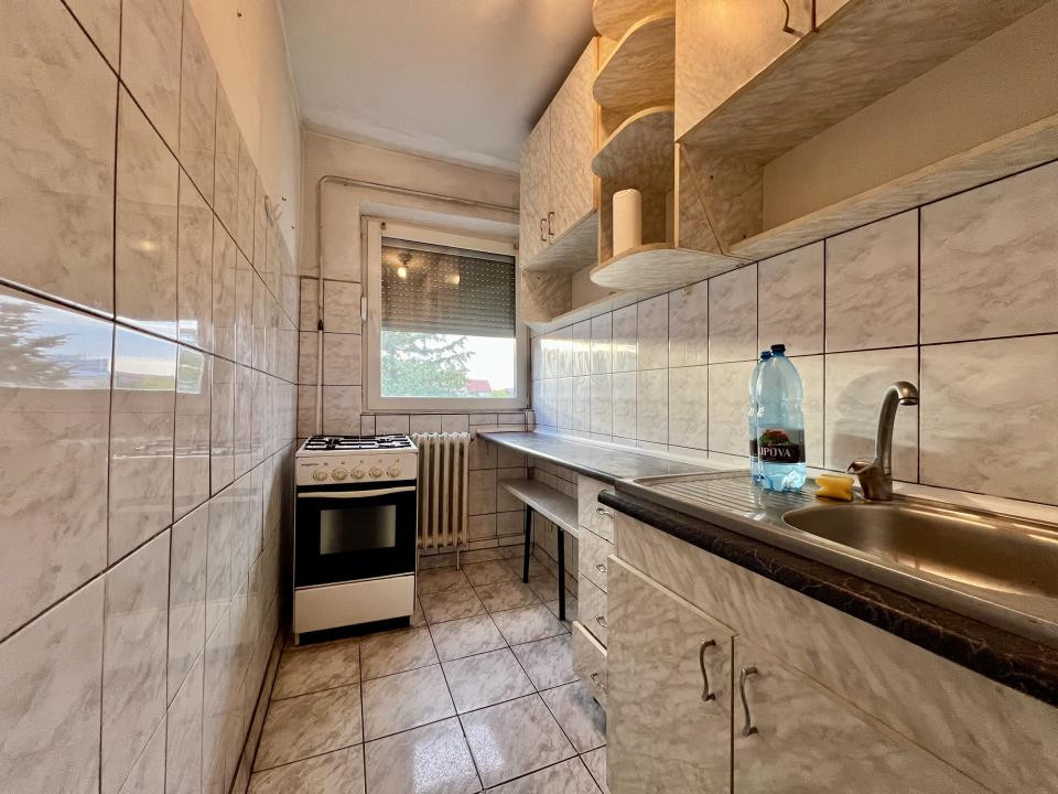 Apartament cu 2 camere, 34 mp utili, etaj 4 - Zona Piata Doina
