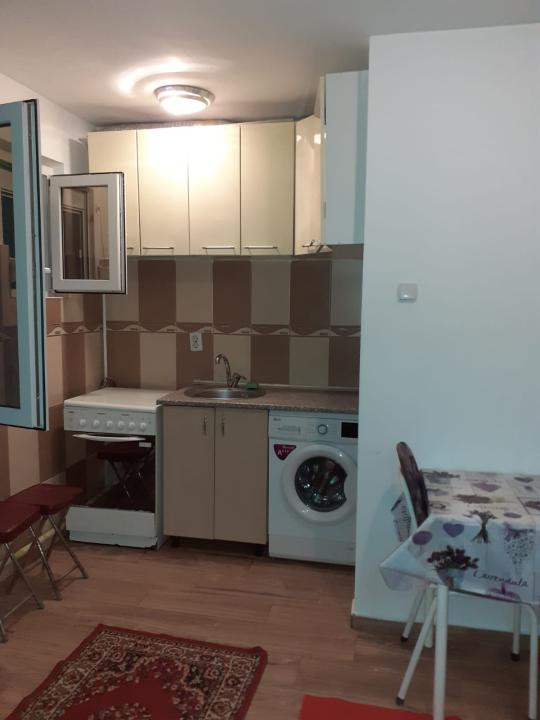 Apartament 2 camere, parter - Piata Doina