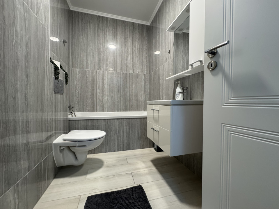 Apartament o camera, 31 mp utili ,balcon 6 mp, pozitie excelenta, zona Giroc