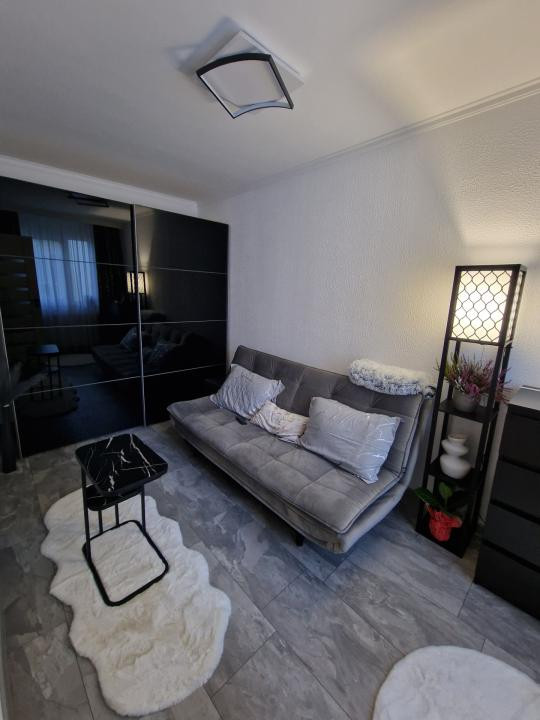 Apartament 2 camere, nedecomandat, 38 mp utili, etaj 2 - Calea Sagului