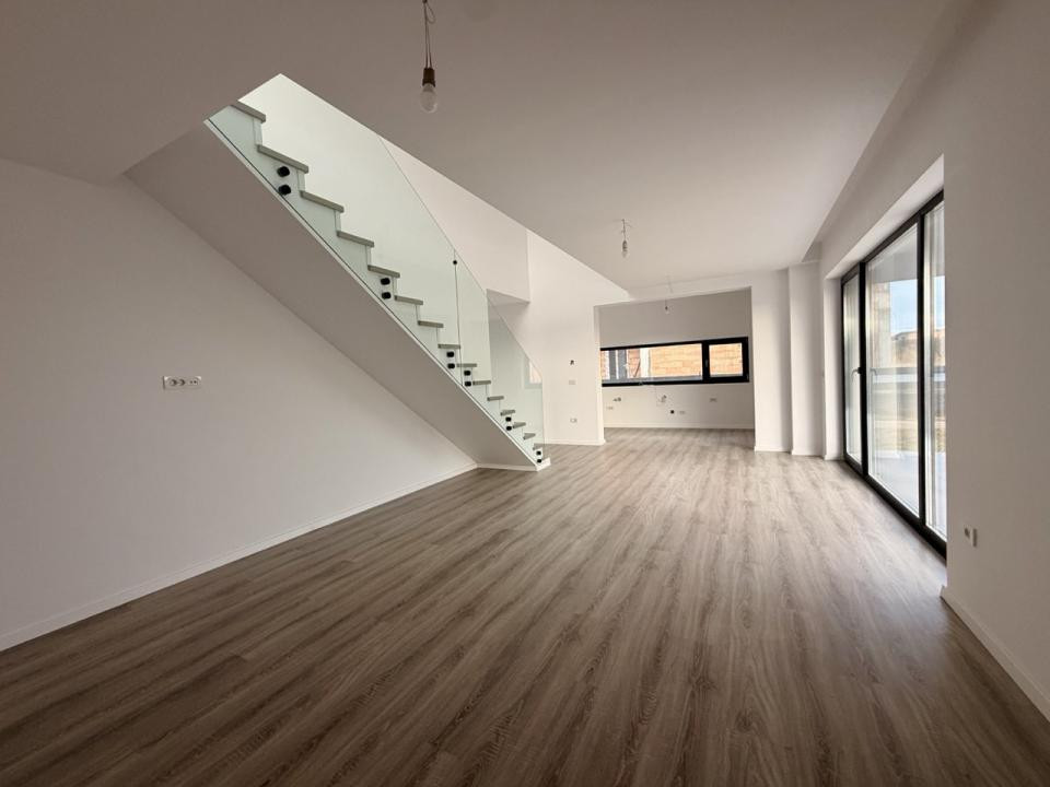 Casa individuala, design deosebit, 4 camere - Giarmata Mare
