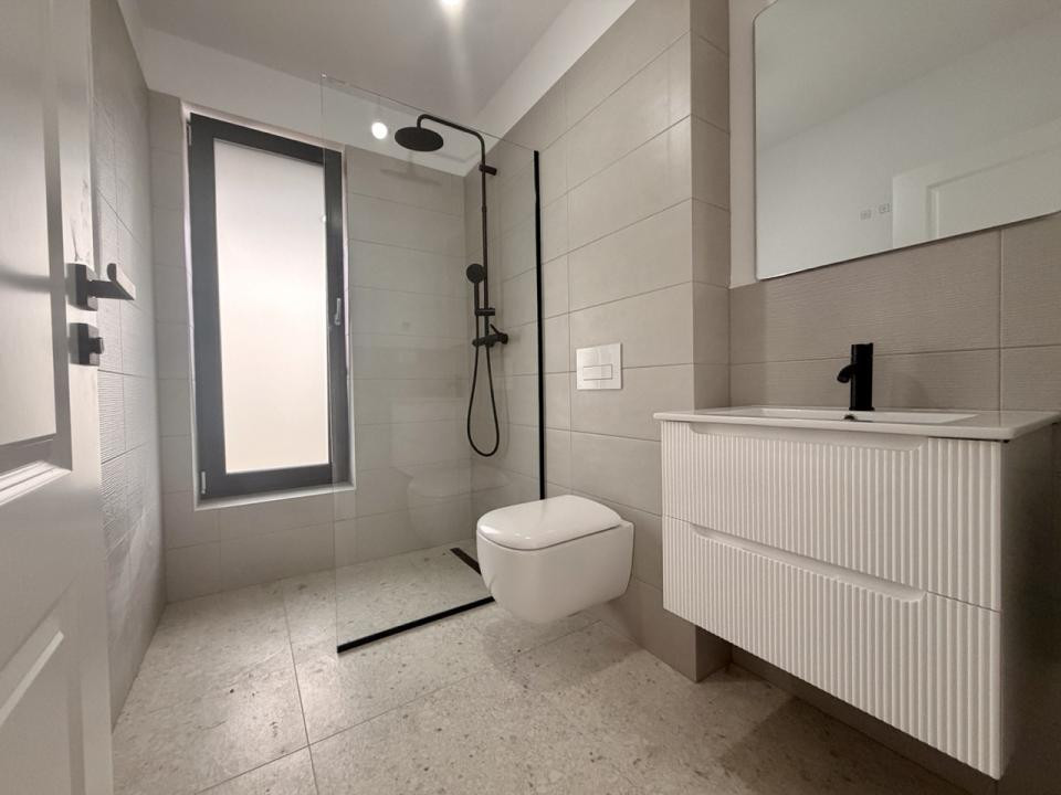 Casa individuala, design deosebit, 4 camere - Giarmata Mare