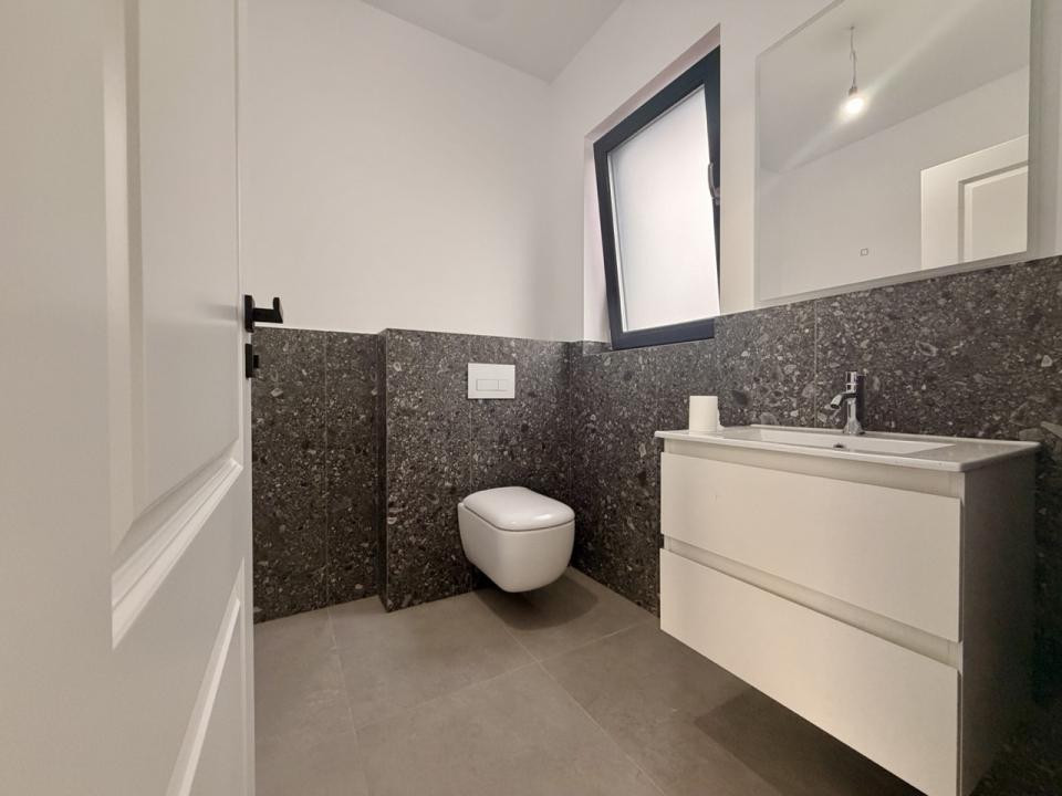 Casa individuala, design deosebit, 4 camere - Giarmata Mare