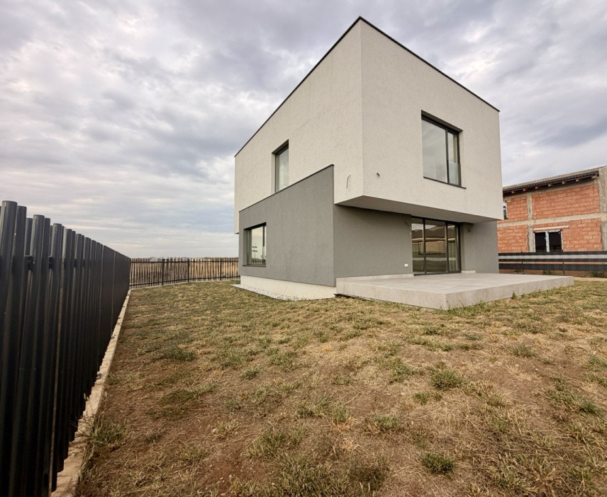 Casa individuala, design deosebit, 4 camere - Giarmata Mare