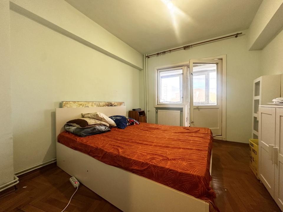 Apartament cu 4 camere, 95 mp utili - zona Calea Sagului