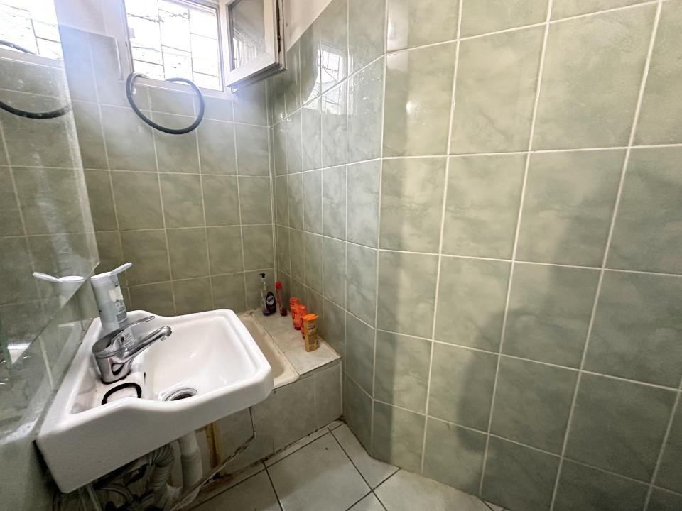 Apartament cu 4 camere, 95 mp utili - zona Calea Sagului