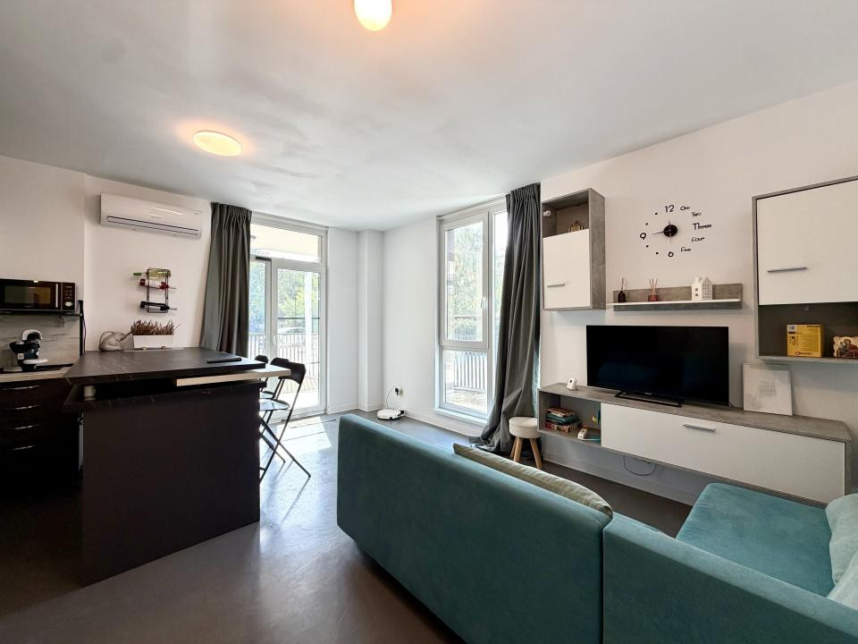 Apartament modern, 3 camere, 65 mp utili + 40 mp gradina - Vivalia