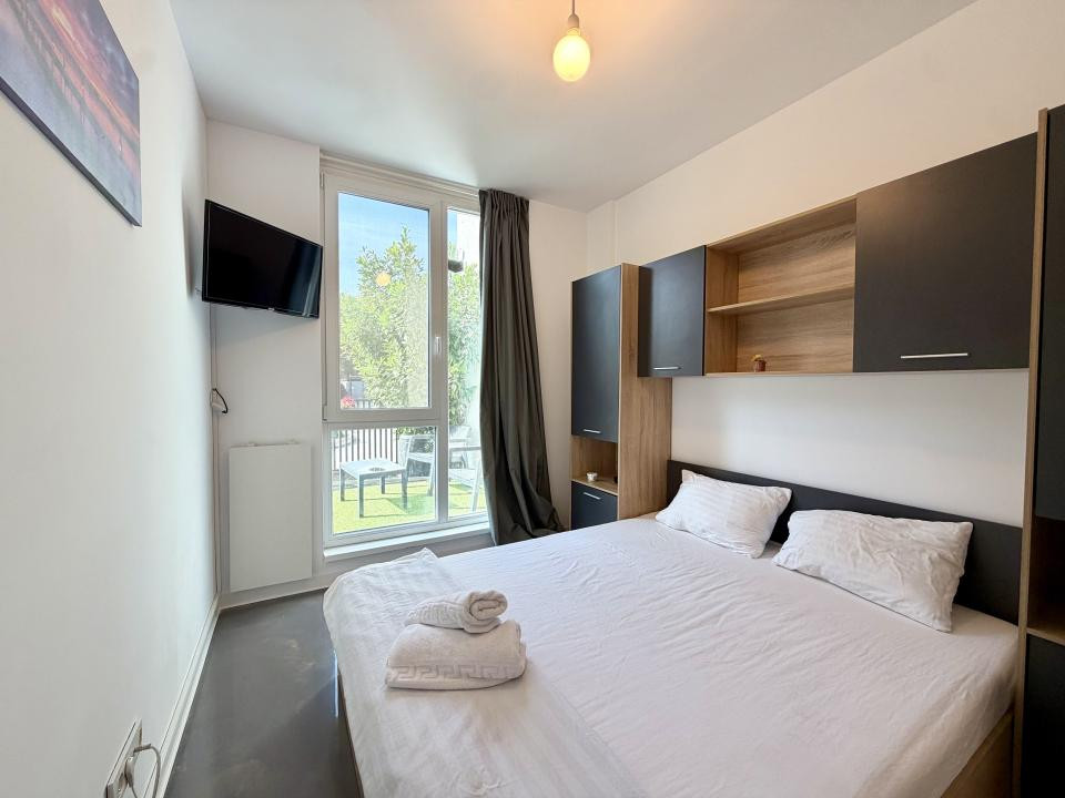 Apartament modern, 3 camere, 65 mp utili + 40 mp gradina - Vivalia