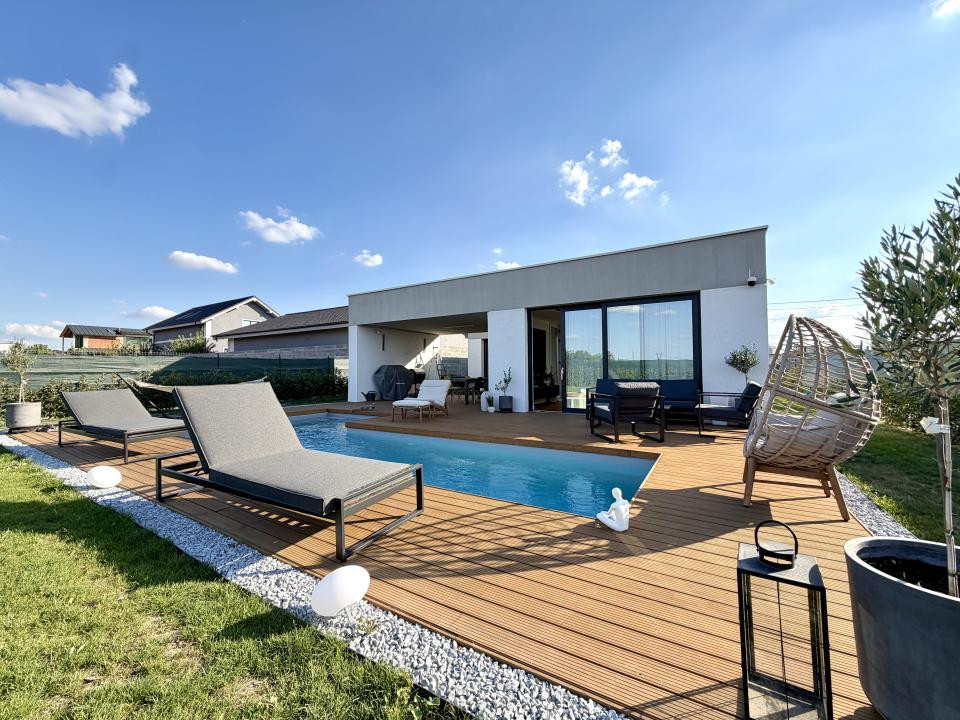 Casa individuala cu piscina, 100 utili, 400 mp teren - Dumbravita
