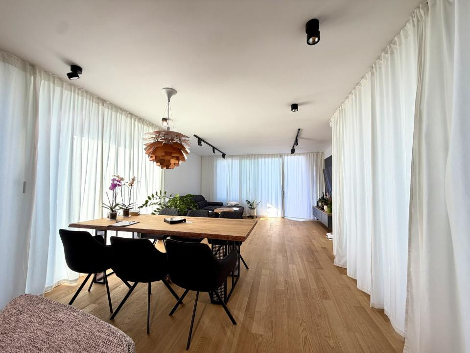 Casa individuala cu piscina, 100 utili, 400 mp teren - Dumbravita
