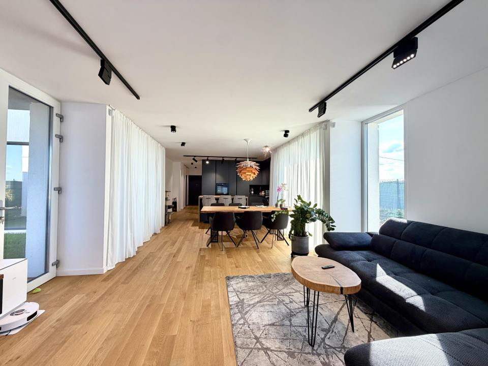 Casa individuala cu piscina, 100 utili, 400 mp teren - Dumbravita