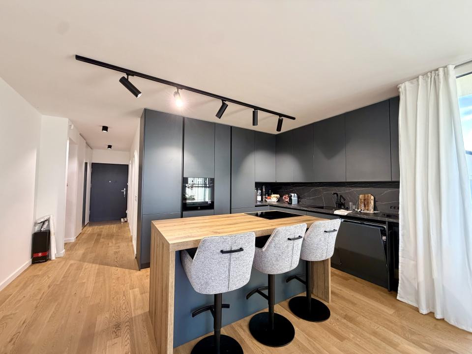 Casa individuala cu piscina, 100 utili, 400 mp teren - Dumbravita