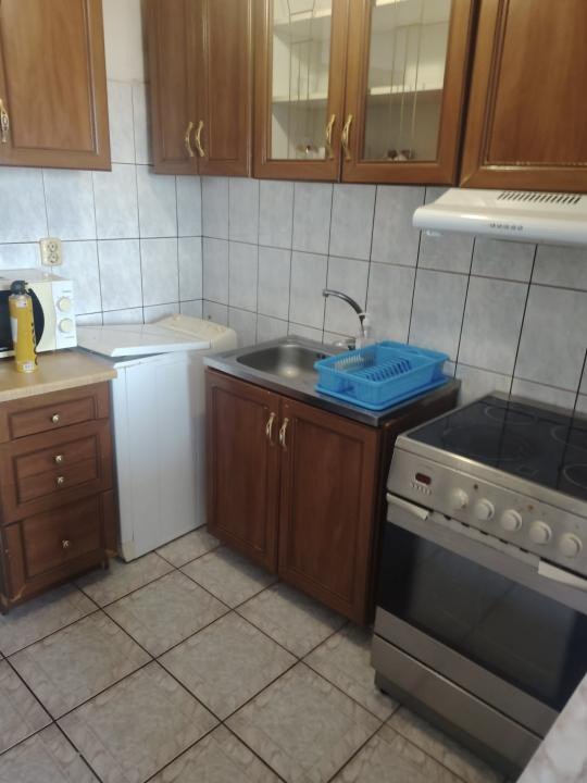 Garsoniera 21mp utili, etaj 4, zona Soarelui 