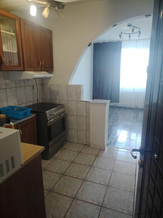 Garsoniera 21mp utili, etaj 4, zona Soarelui 