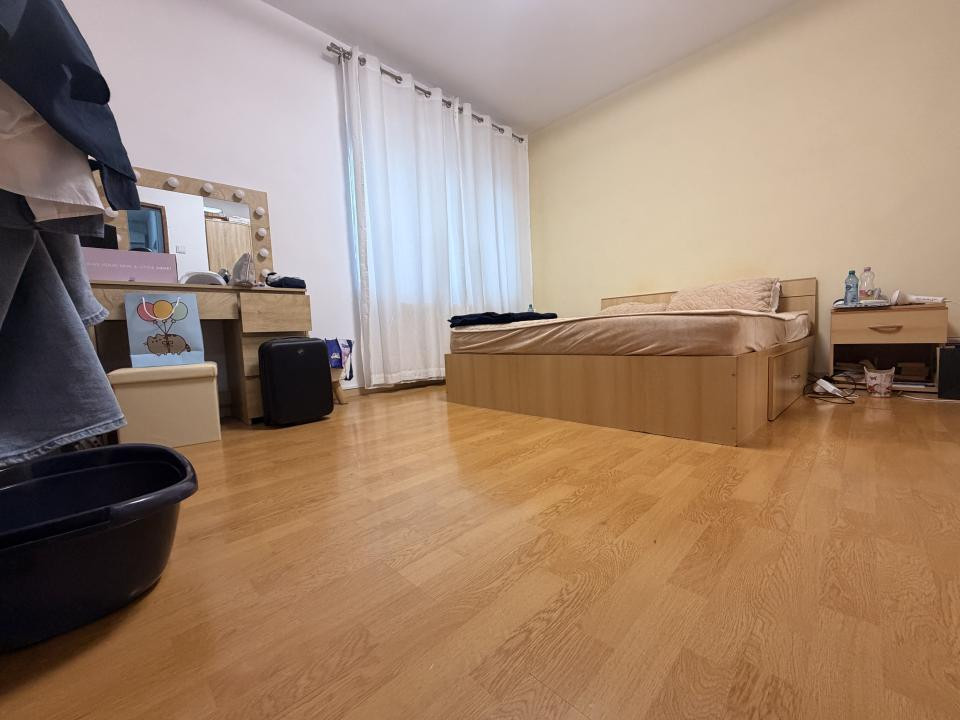 Casa individuala 171 mp utili, 411 mp teren, panouri solare -Zona Dambovita 