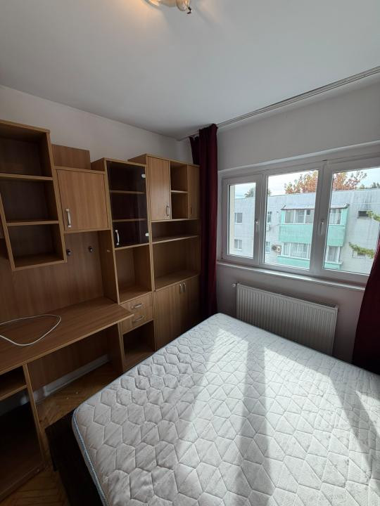 Apartament 3 camere, decomandat, 65 mp utili - Buziasului