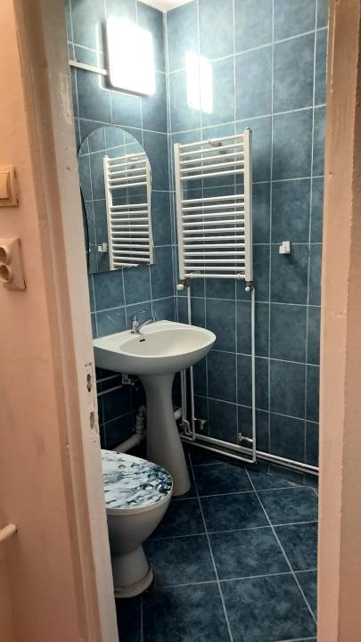 Apartament cu o camera + balcon - Buziasului