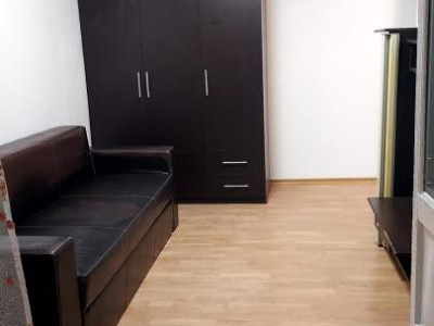 Apartament cu o camera + balcon - Buziasului