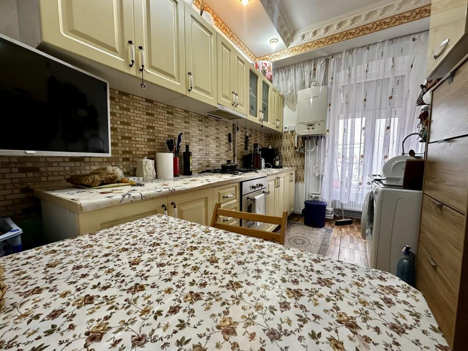 Apartament 2 camere in cladire istorica- zona Iosefin