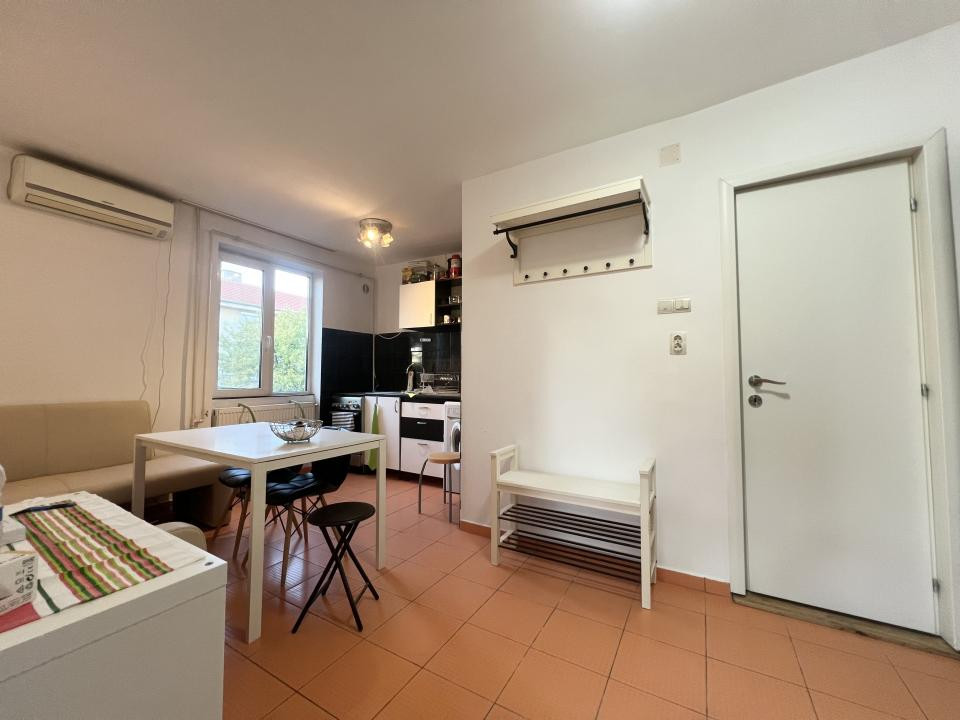 OCAZIE- Apartament 1 camera, 30 mp utili, etaj 2 - zona Brancoveanu