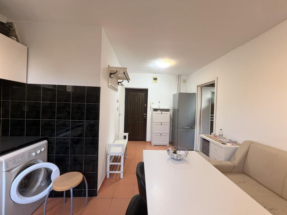 OCAZIE- Apartament 1 camera, 30 mp utili, etaj 2 - zona Brancoveanu