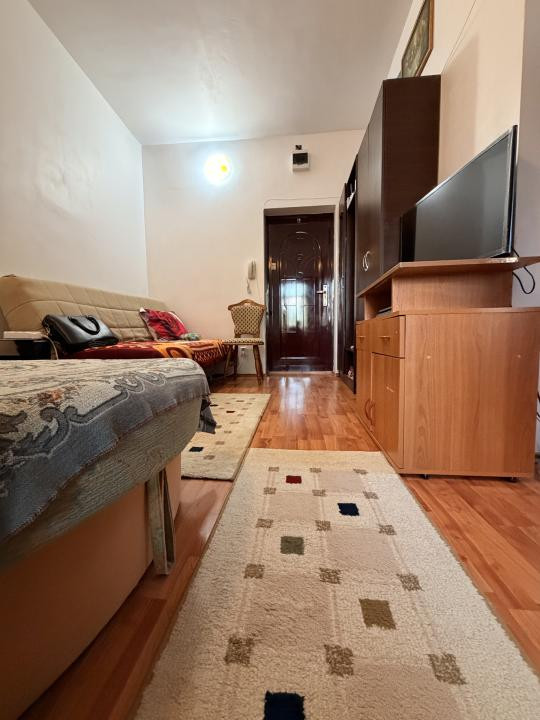 Apartament 2 camere, semidecomandat, 33,5 mp utili, etaj 1 -Blascovici