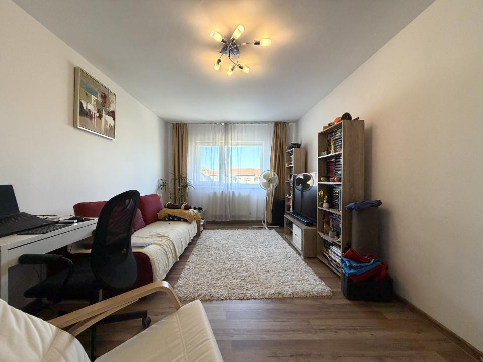 Apartament cu 2 camere,decomandat, 47 mp utili, acoperis tigla-Lipovei