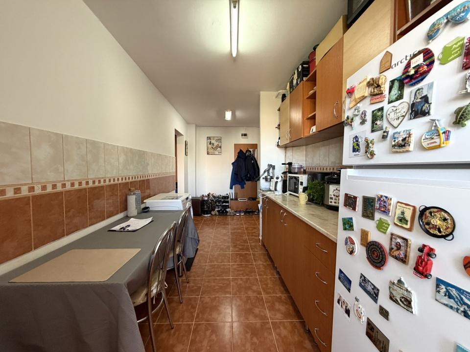 Apartament cu 2 camere,decomandat, 47 mp utili, acoperis tigla-Lipovei