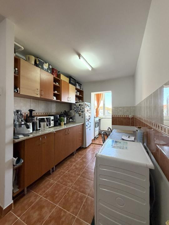Apartament cu 2 camere,decomandat, 47 mp utili, acoperis tigla-Lipovei
