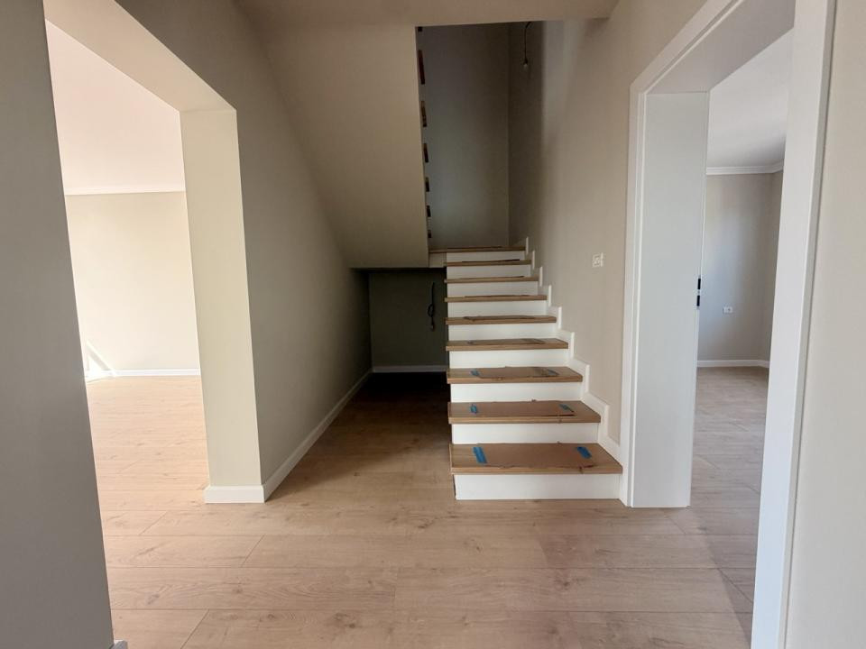 Duplex modern, 5 camere, 3 bai - Dumbravita