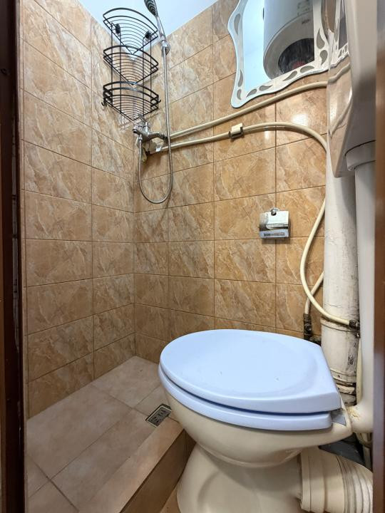 Apartament 1 camera, renovat si utilat complet, etaj 4 - Lunei