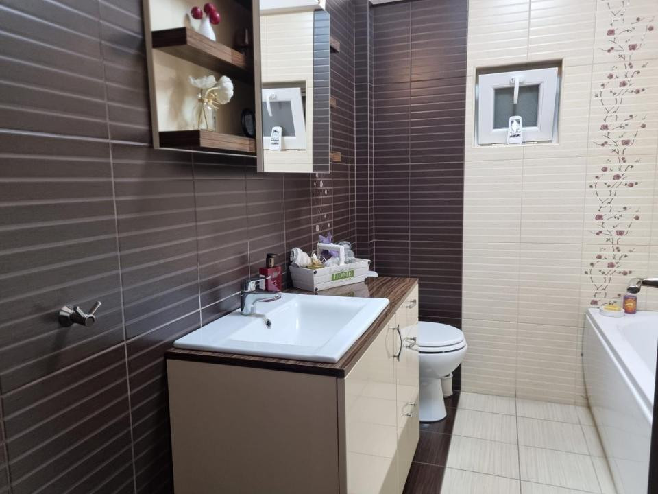 Apartament cu 2 camere, 58 mp utili , etaj 2 - Giroc, Hotel IQ