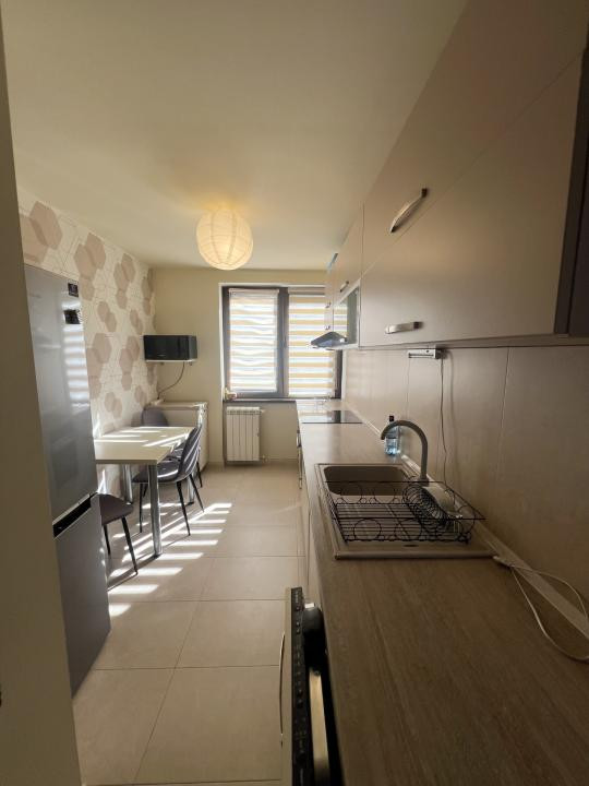 Apartament modern, 3 camere, 62 mp utili, decomandat - zona Popa Sapca