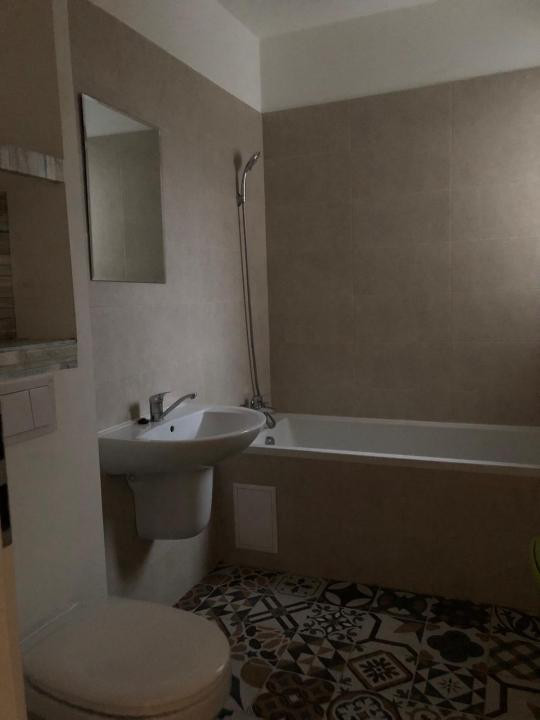 Apartament 2 camere, decomandat, 49mp utili, etaj 1, loc de parcare - Giroc