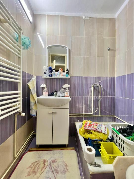  Apartament 4 camere, decomandat, 76mp utili, etaj 1 - Zona Soarelui
