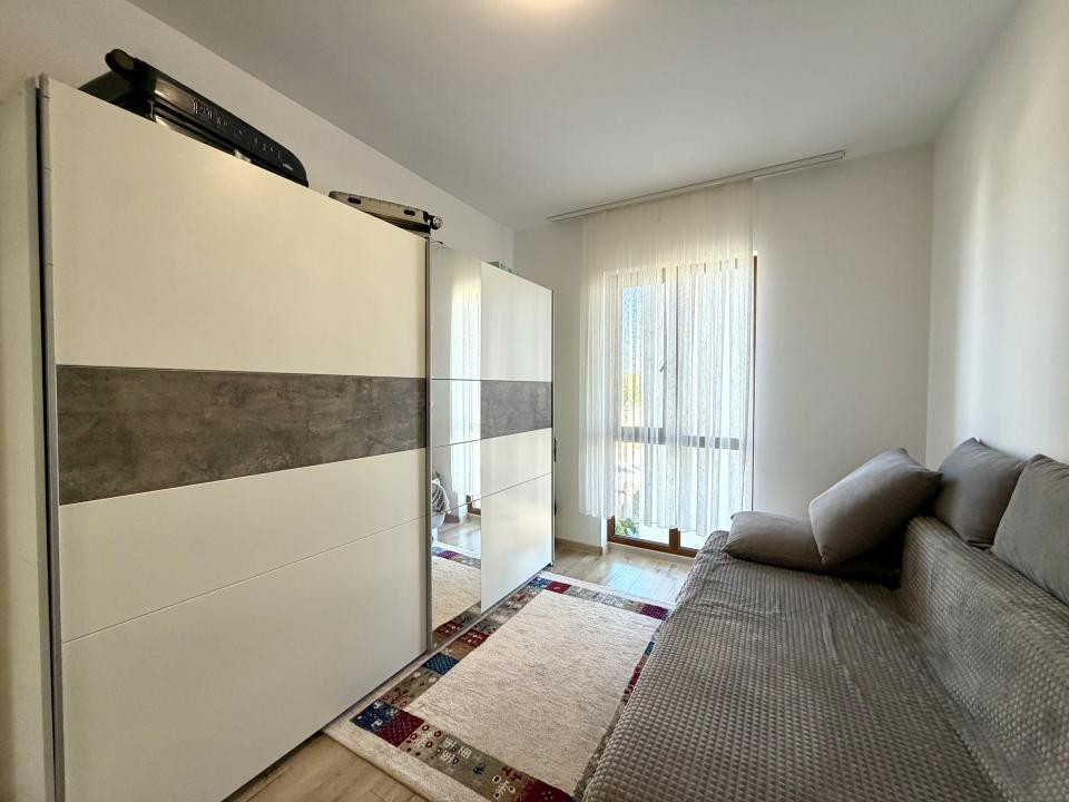Triplex premium, 4 camere, 110 mp utili, 206 mp teren - Dumbravita 