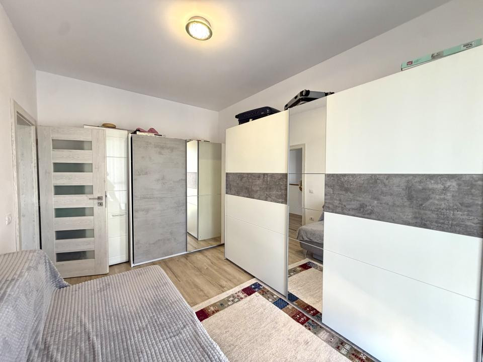 Triplex premium, 4 camere, 110 mp utili, 206 mp teren - Dumbravita 