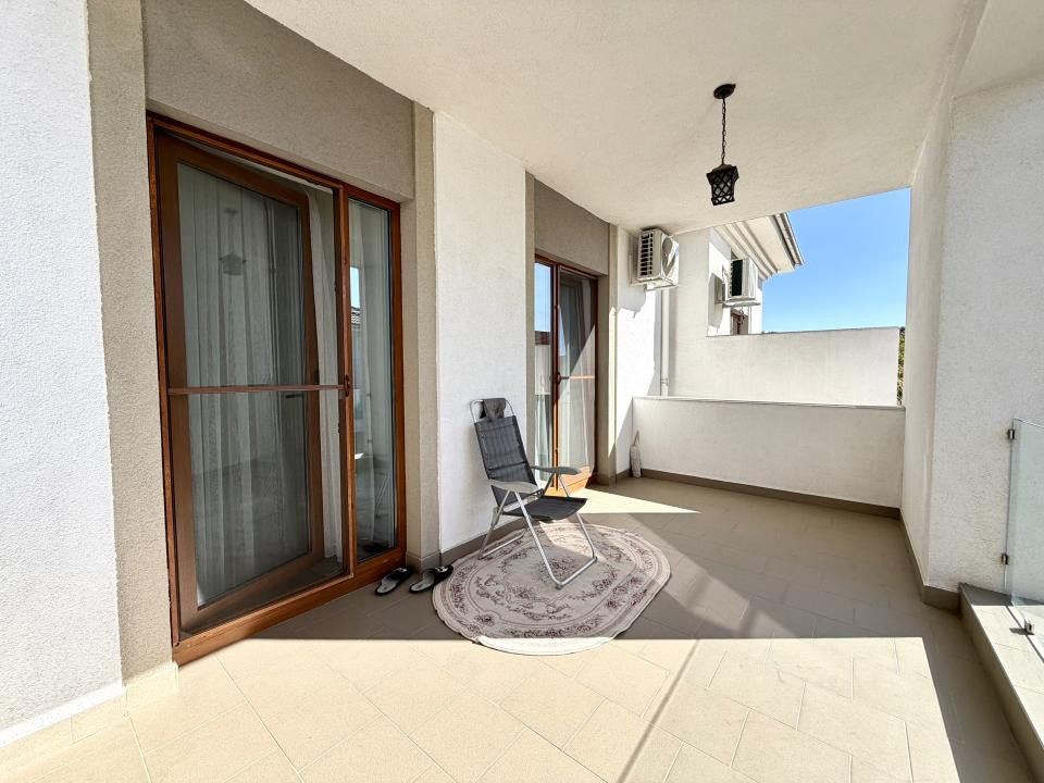 Triplex premium, 4 camere, 110 mp utili, 206 mp teren - Dumbravita 